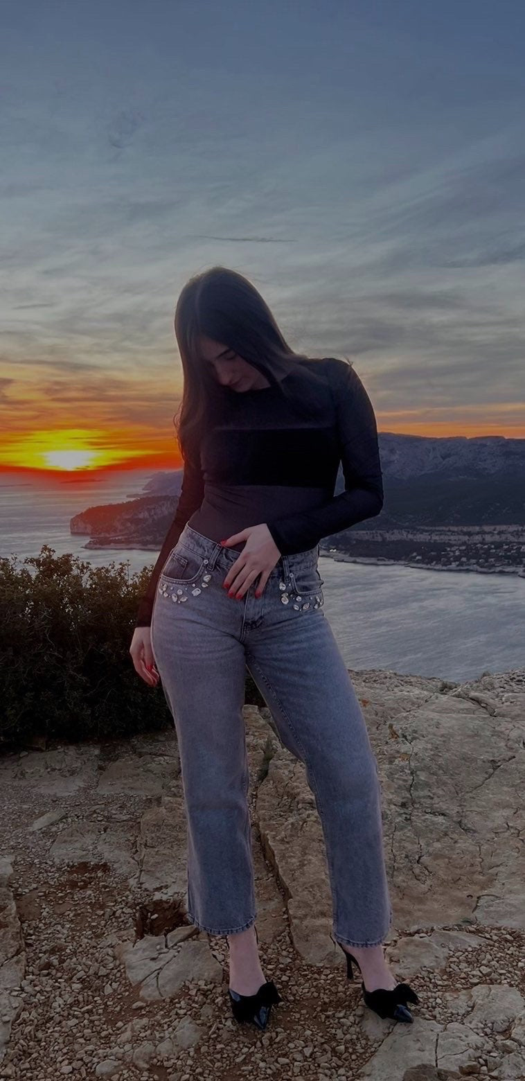 Jean gris à poche diamantée 5
